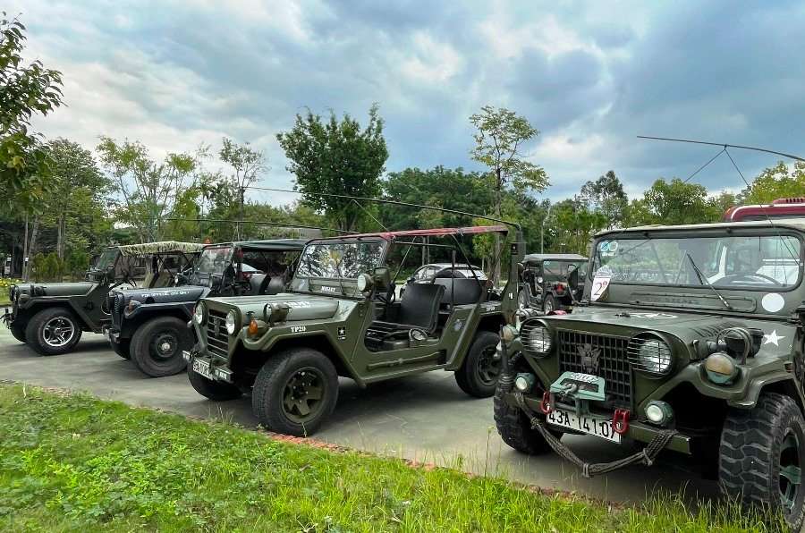 hoi-an-jeep-tour-to-hoi-an-countryside-villages-phong-nha-locals-5 hoi-an-jeep-tour-to-hoi-an-countryside-villages-phong-nha-locals-5